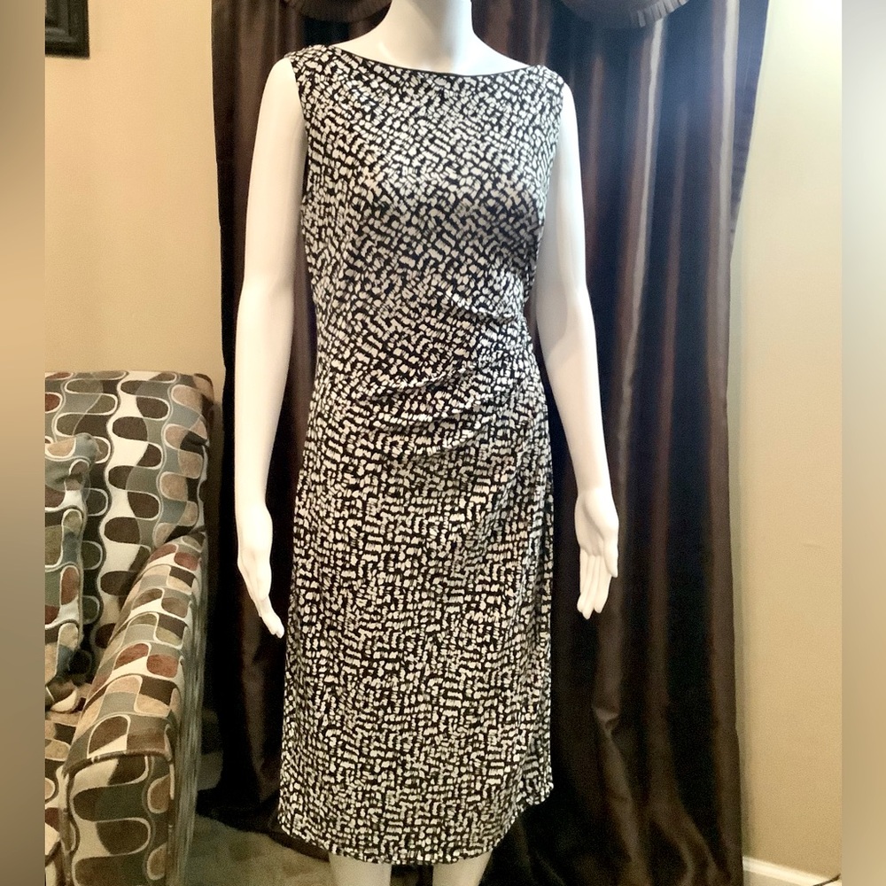 LAUREN RALPH LAUREN SLEEVELESS DRESS SIZE 10